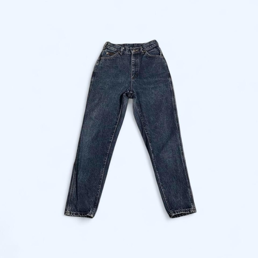 High-waisted vintage mom‎ jeans by Lee